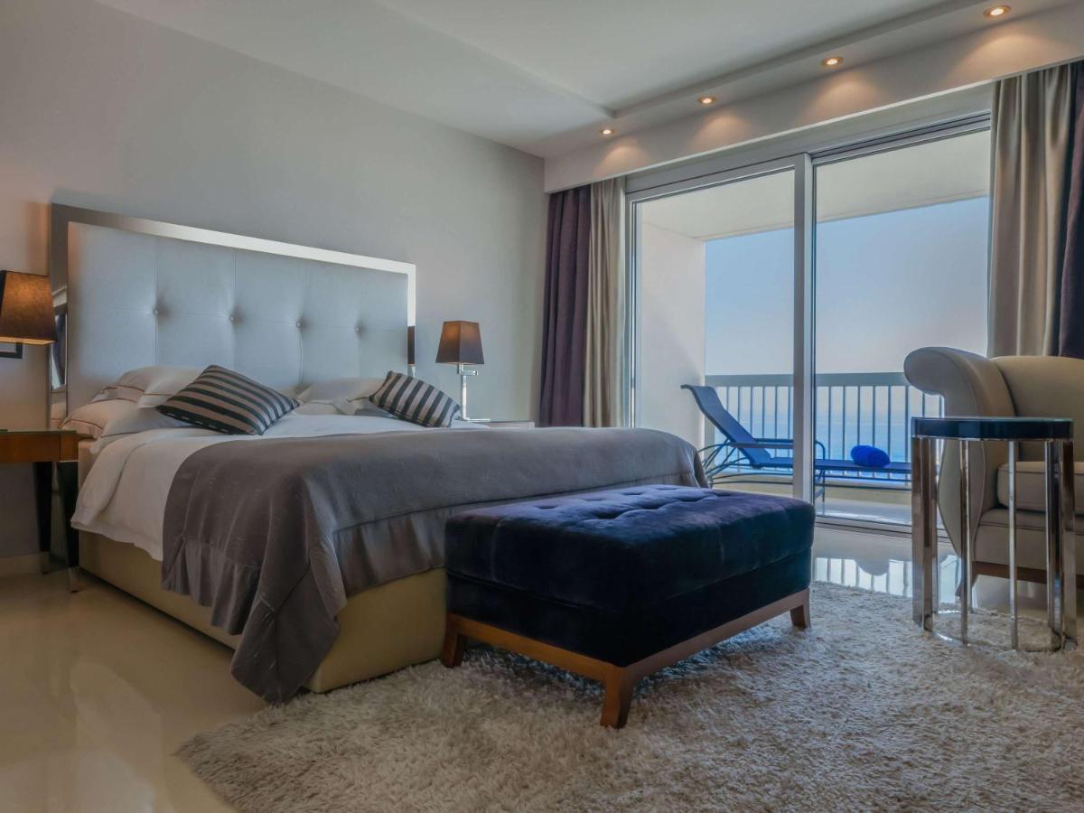 Moevenpick Hotel Beirut Esterno foto