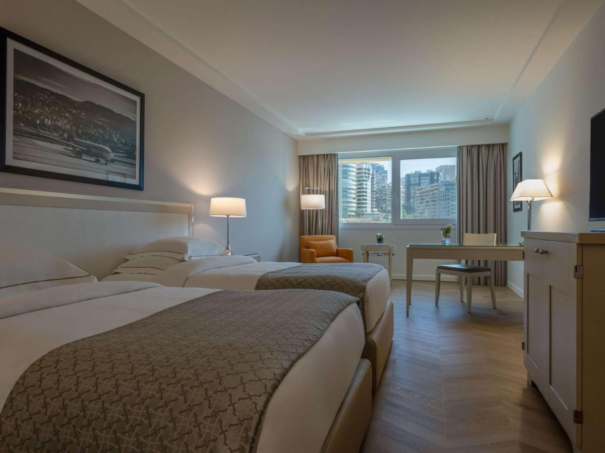 Moevenpick Hotel Beirut Esterno foto